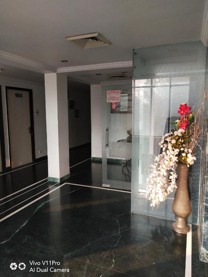 Rass Hotel Kanpur Exterior photo